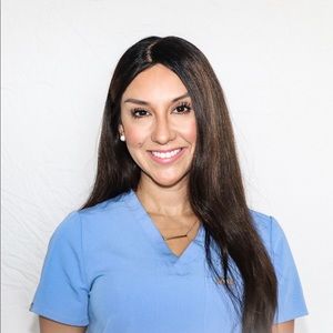 Meet your Posher, Dana